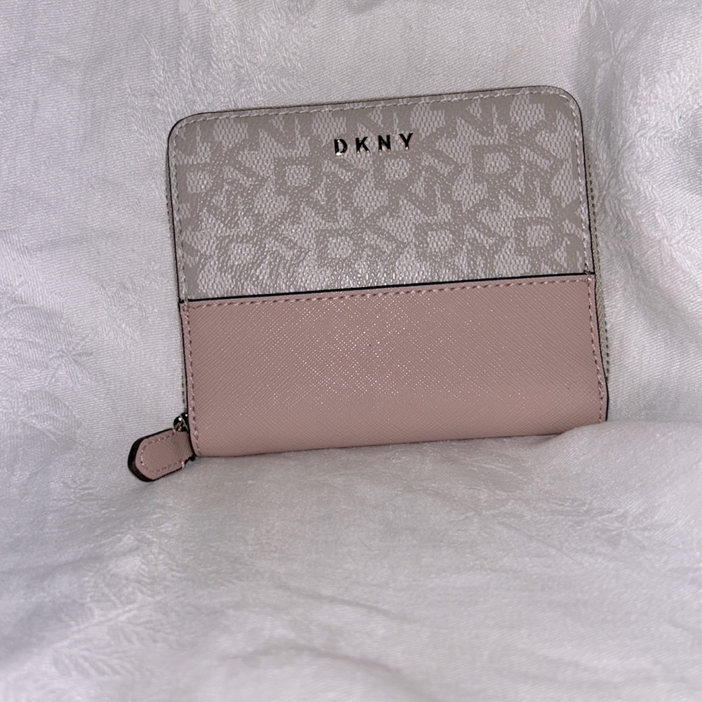 DKNY small monogram zippy wallet